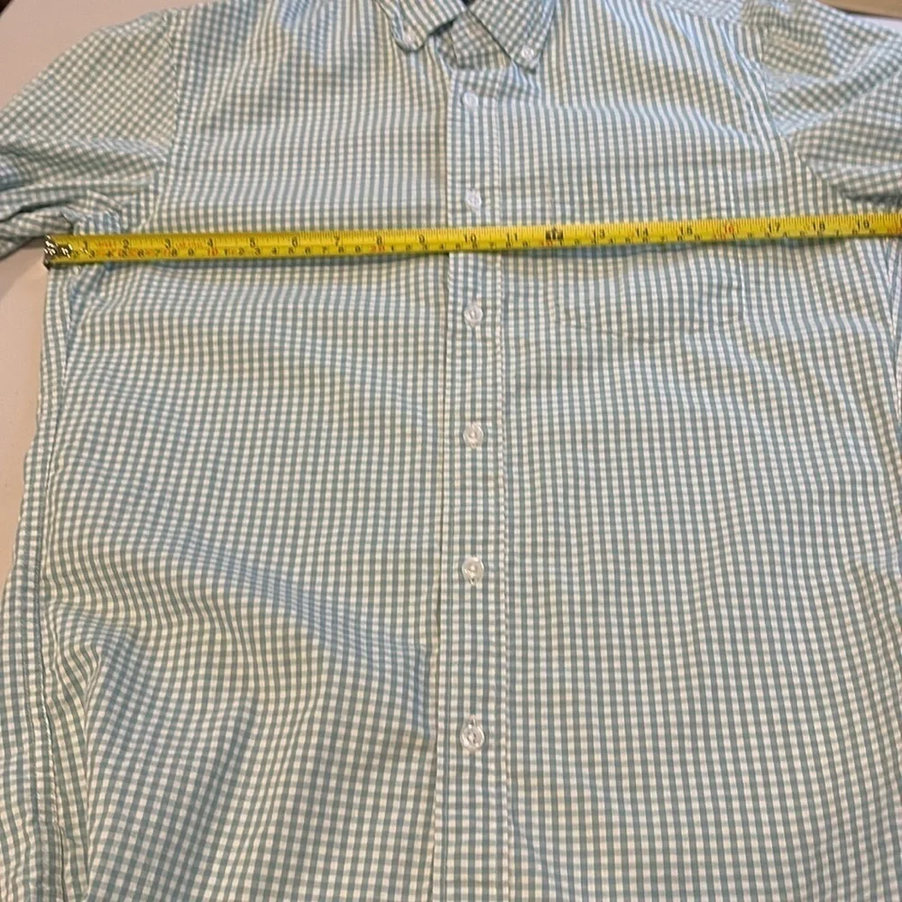 J.Crew men’s plaid collared button down shirt. Size small slim fit. Flex washed.